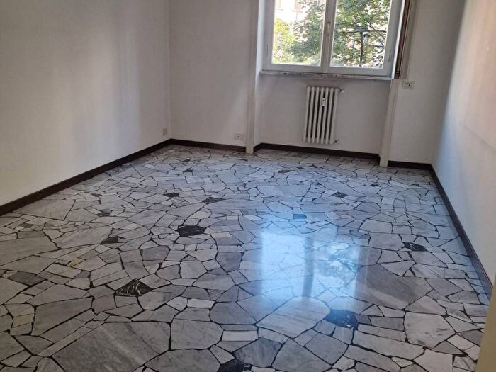 Appartamento bilocale in affitto in Via Sardegna, Frua, Milano
