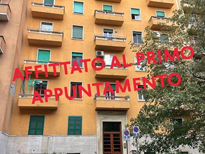 Appartamento quadrilocale in affitto in Via Gaetano Moroni, Bologna, Roma