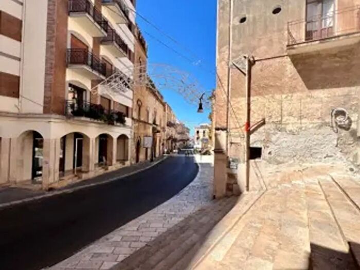 Appartamento trilocale in vendita in Vicolo Bevilacqua, Sciacca
