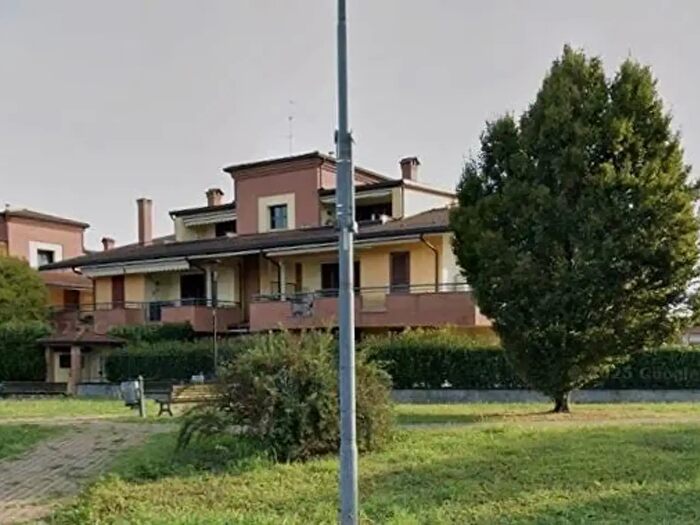 Appartamento bilocale in vendita in Via Brenta, San Giorgio Su Legnano