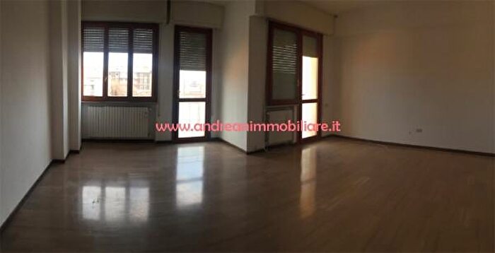 Appartamento con 5 locali in affitto in Pesaro