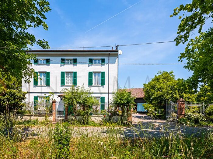 Casa con 5 locali in vendita in Strada Provinciale per Viguzzolo, Tortona