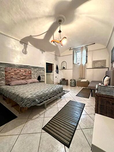 Appartamento monolocale in vendita in Largo Bandito, Torre Del Greco