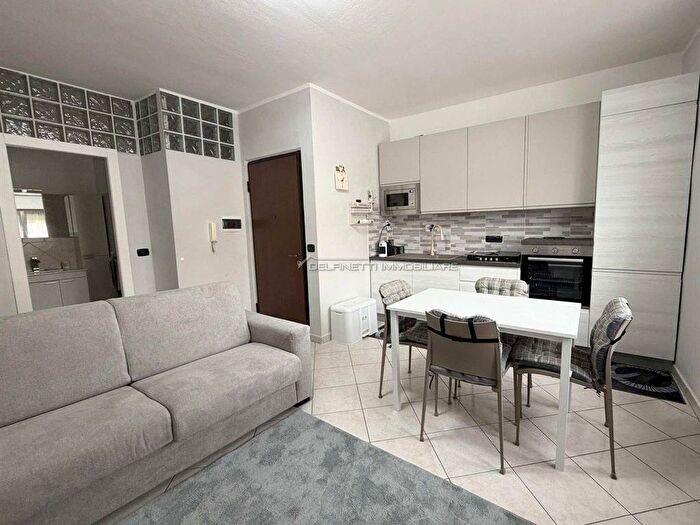 Appartamento bilocale in affitto in Corso Romano Scagliola, Borgonovo, Neive