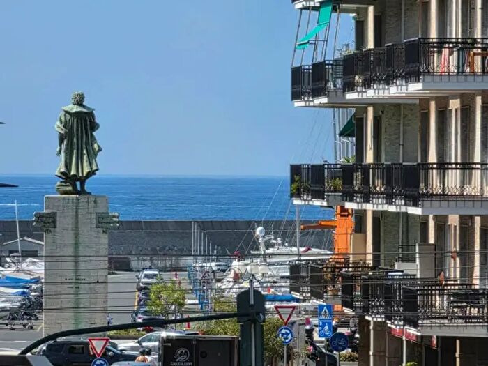 Appartamento con 5 locali in vendita in Corso Giuseppe Garibaldi, Chiavari