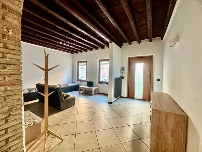 Casa con 5 locali in affitto in Via Palestro, Viale Palmanova Baldasserie, Udine