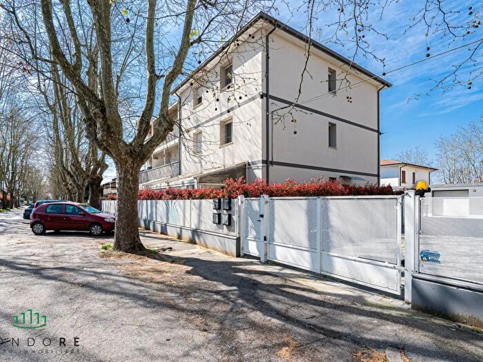 Appartamento trilocale in vendita in Viale Libertà, Molinella