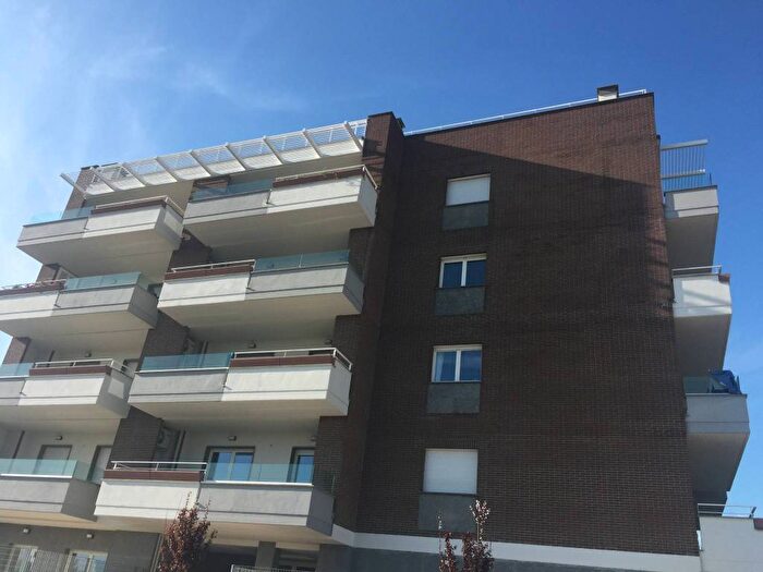 Appartamento bilocale in affitto in Via Casale del Fico, Torresina, Roma