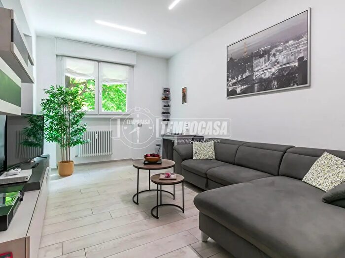 Appartamento bilocale in vendita in Via Cannero, Milano