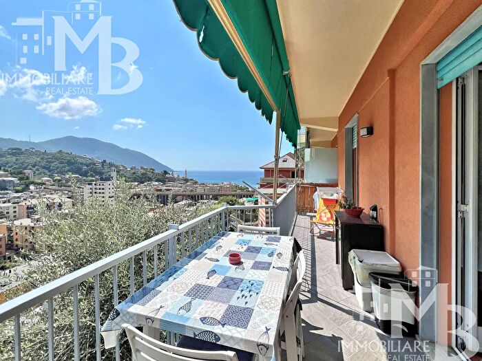 Appartamento con 5 locali in vendita in Via Cariseto, Recco