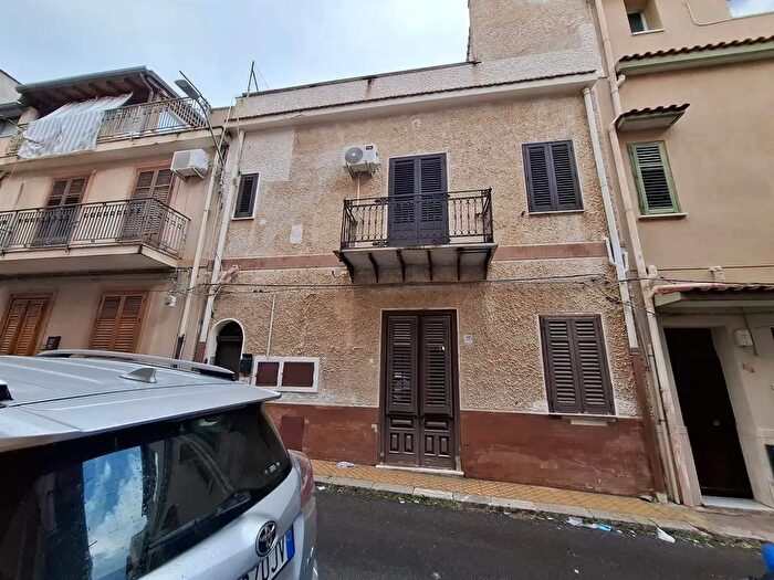 Appartamento quadrilocale in vendita in Via Carlo di Patti, Santa Flavia
