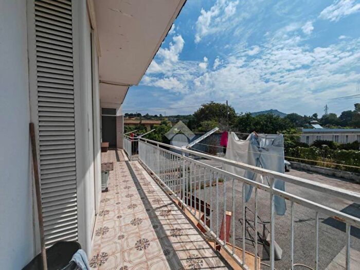 Appartamento con 5 locali in affitto in Contrada La Schiana, Località la Schiana Damiani, Pozzuoli