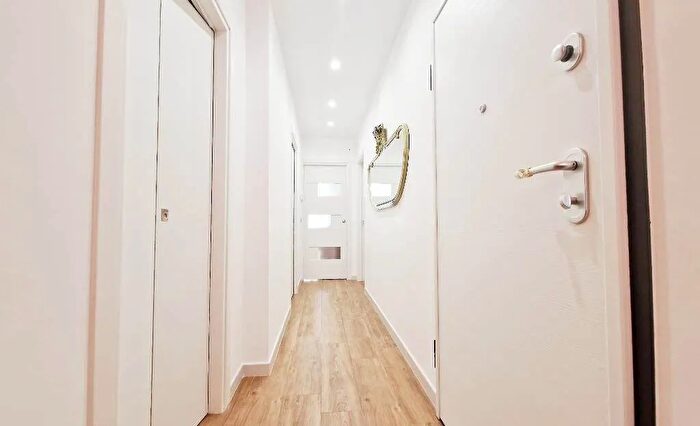 Appartamento trilocale in vendita in Via Lissa Andria Andria Zona Via Barletta, Andria