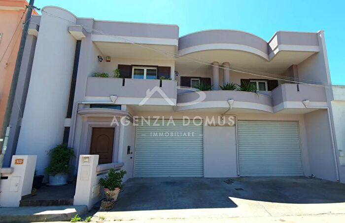 Casa quadrilocale in vendita in Via Giovanni Pascoli, Racale