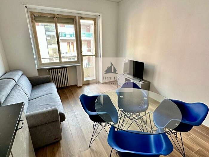 Appartamento trilocale in affitto in Corso Palermo, Aurora, Torino