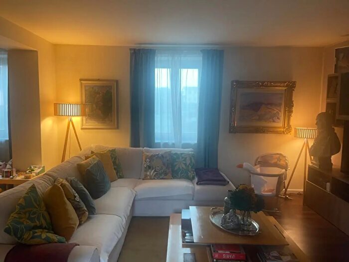 Casa con 6 locali in vendita in Via San Francesco, Sarzana