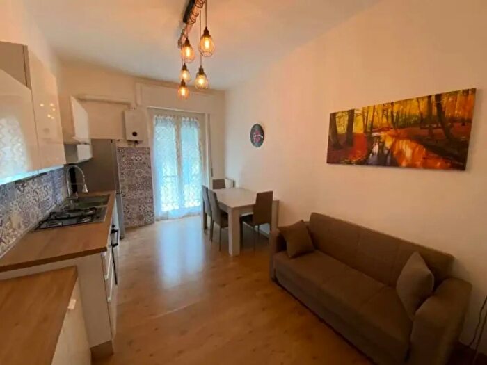 Appartamento bilocale in affitto in Via Tanini, Genova