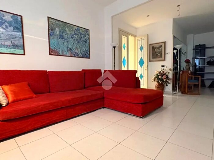 Appartamento quadrilocale in vendita in Via Erasmo Gattamelata, Rimini