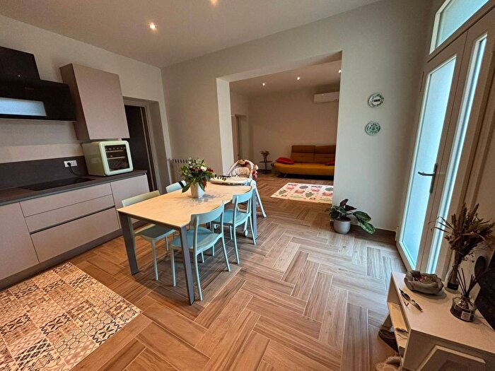 Appartamento quadrilocale in affitto in Via Cadore, Centro, Cremona