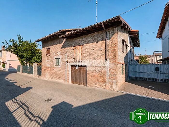 Casa bilocale in vendita in Via C B Cavour, Pontecurone