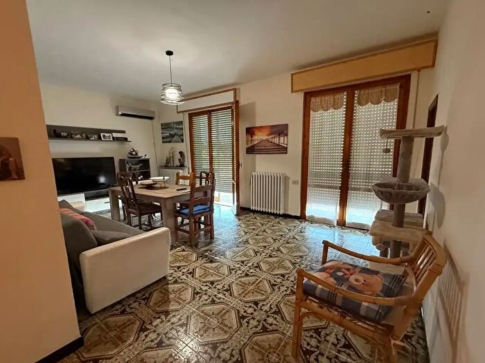 Appartamento con 5 locali in vendita in Certaldo