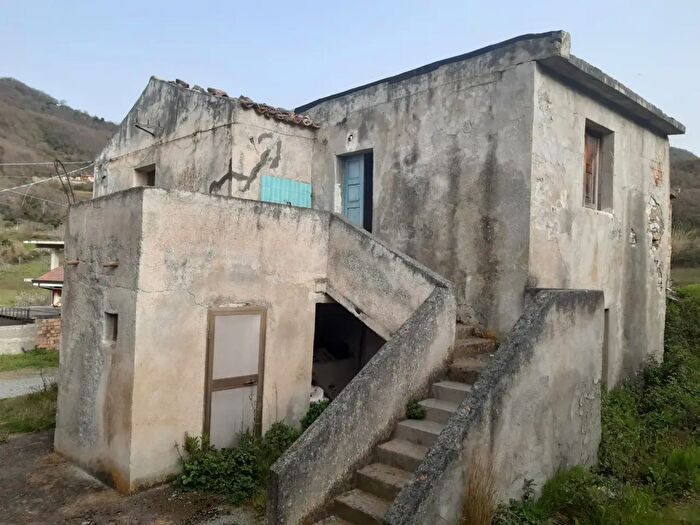 Casa monolocale in vendita in Contrada Puppa Snc, San Lucido