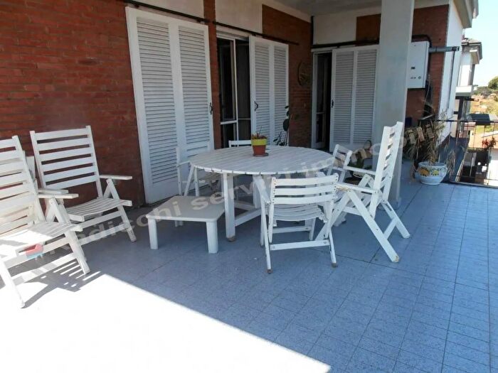 Appartamento con 5 locali in vendita in Via Ammiraglio Morin a, Forte Dei Marmi