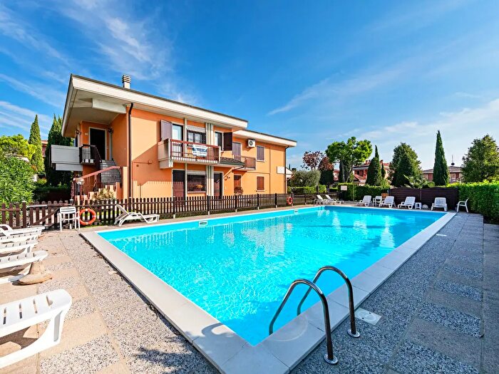 Appartamento bilocale in vendita in Via Marzabotto, Sirmione