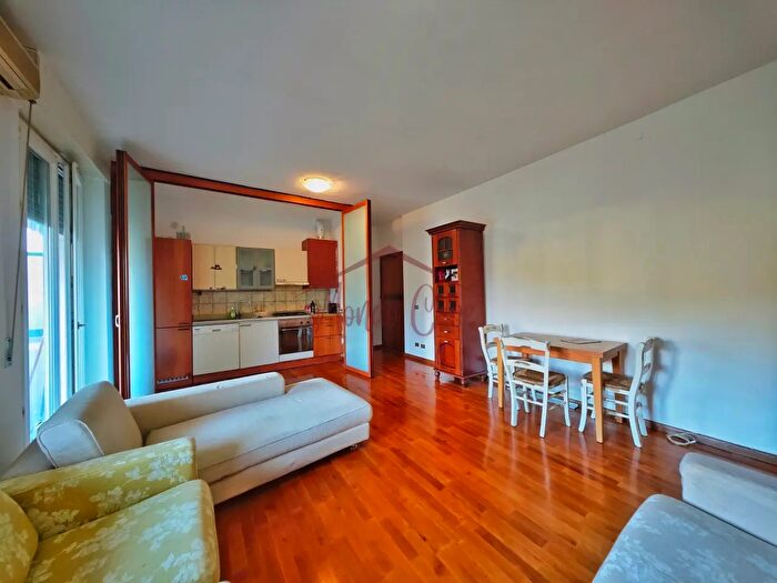 Appartamento bilocale in vendita in Via B Gazzoli, Lerici