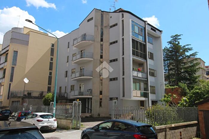 Appartamento quadrilocale in vendita in Via Pisa, Campobasso