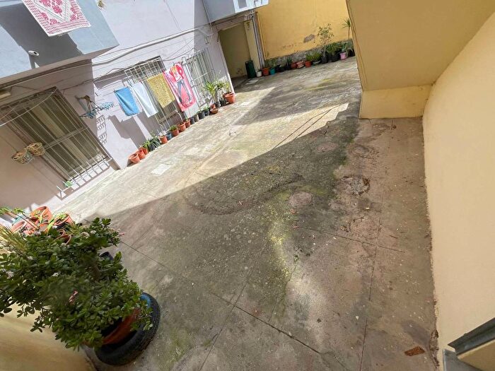 Appartamento trilocale in affitto in Via San Rocco, Villanova, Cagliari