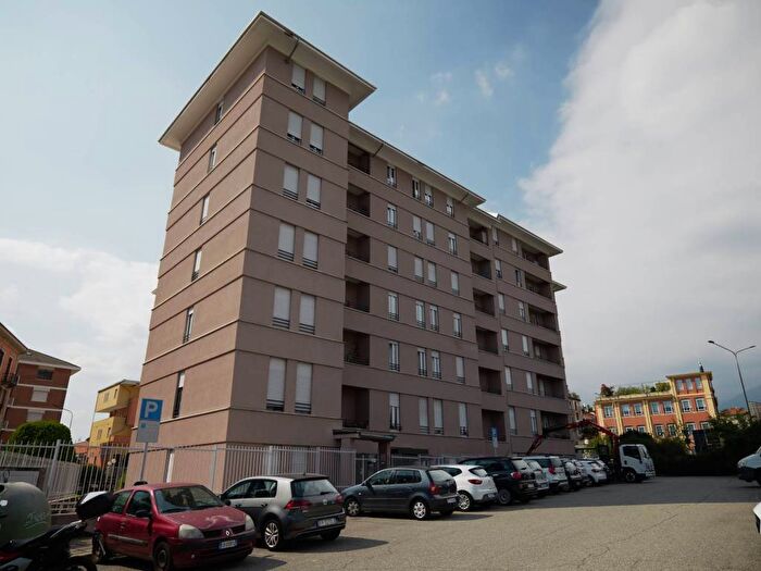 Appartamento con 5 locali in vendita in Via Carso, Centro Città San Paolo, Biella