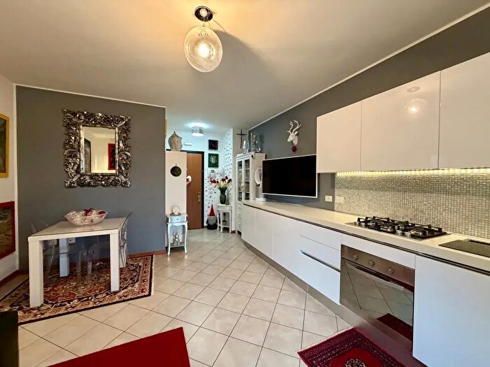 Appartamento bilocale in vendita in Via Papa Giovanni XXIII, Este