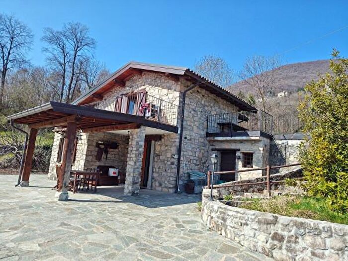 Casa trilocale in vendita in Via Genio, Alta Valle Intelvi