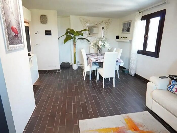 Appartamento trilocale in vendita in Via Claudia, Maranello