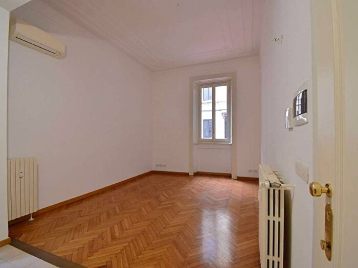 Appartamento bilocale in affitto in Via Zenale, San Vittore, Milano