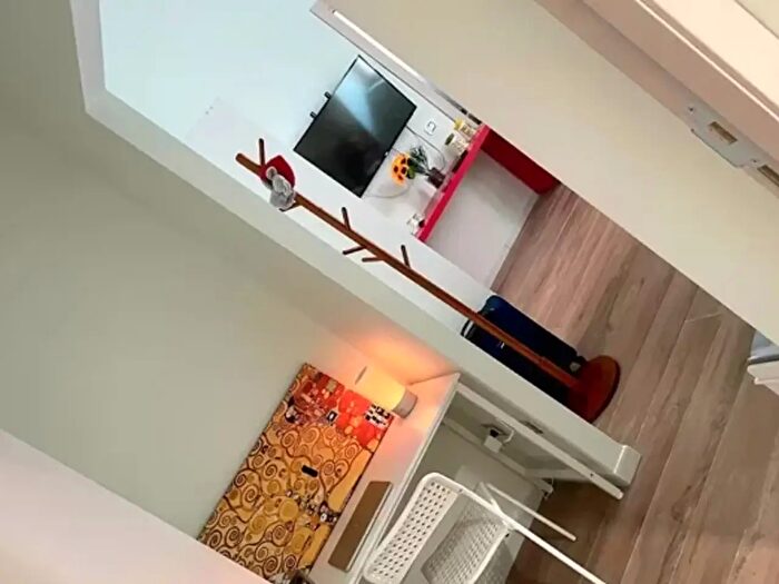 Appartamento bilocale in affitto in Via Tarantino, Napoli