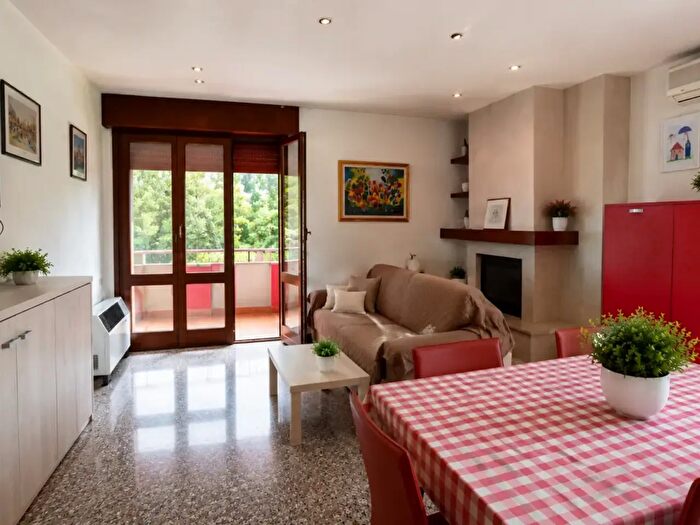Appartamento in affitto in Viale Montesi, Cartura