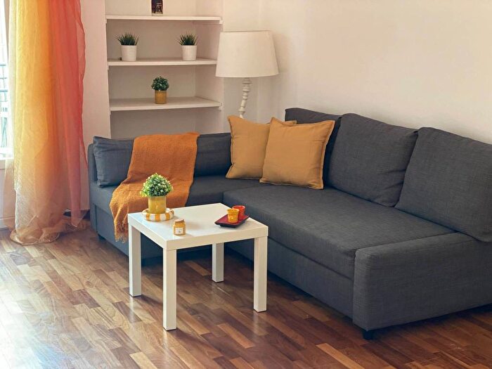 Appartamento trilocale in affitto in Via San Carpoforo, Brera, Milano