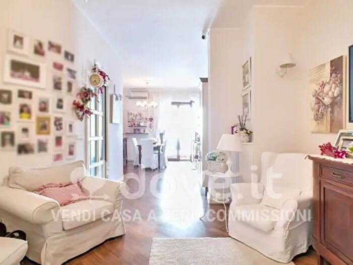 Appartamento trilocale in vendita in Via Plinio, Taranto