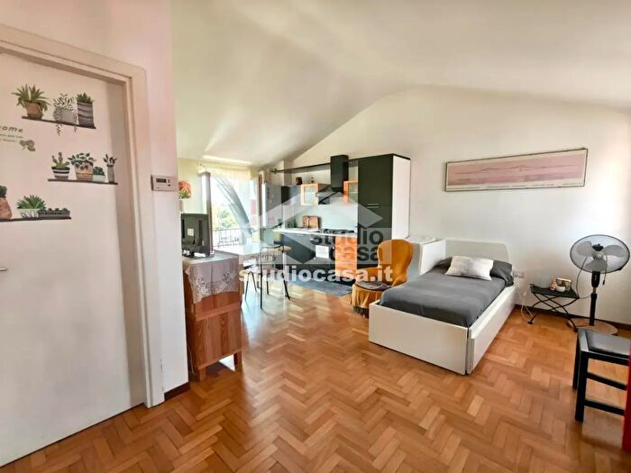 Appartamento monolocale in vendita in Via Caravaggio, Crema