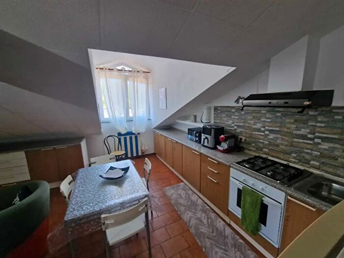 Appartamento bilocale in affitto in Ricco Del Golfo Di Spezia