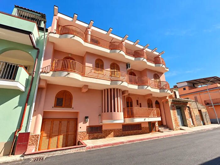 Appartamento con 5 locali in vendita in Via San Giacomo, Falcone