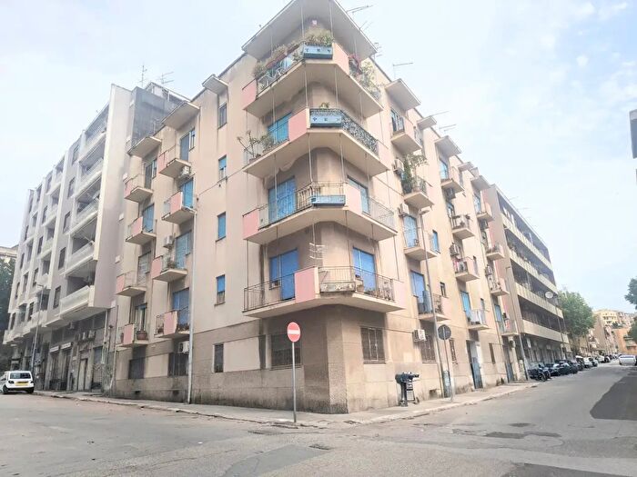 Appartamento trilocale in vendita in Via Colapesce, Messina