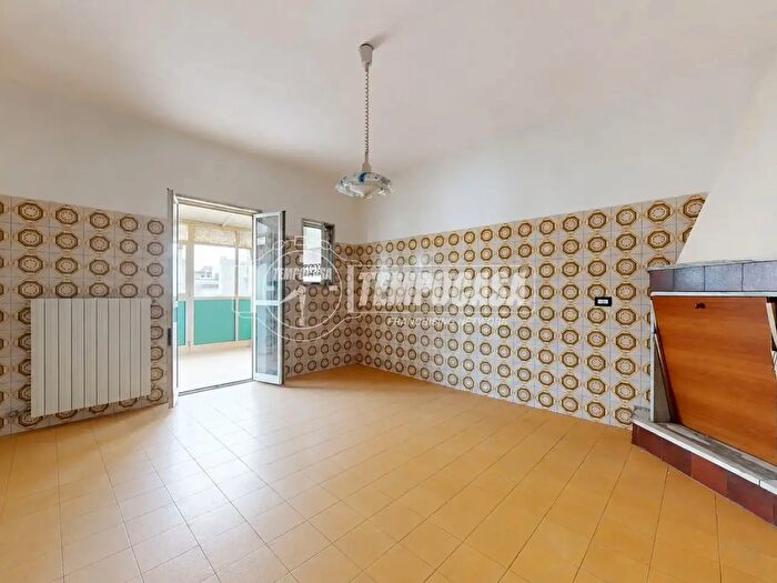 Casa trilocale in vendita in Via Cotrone, Casamassima