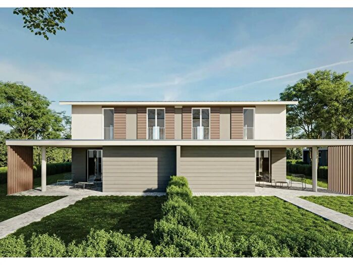 Casa con 6 locali in vendita in Reggio Emilia