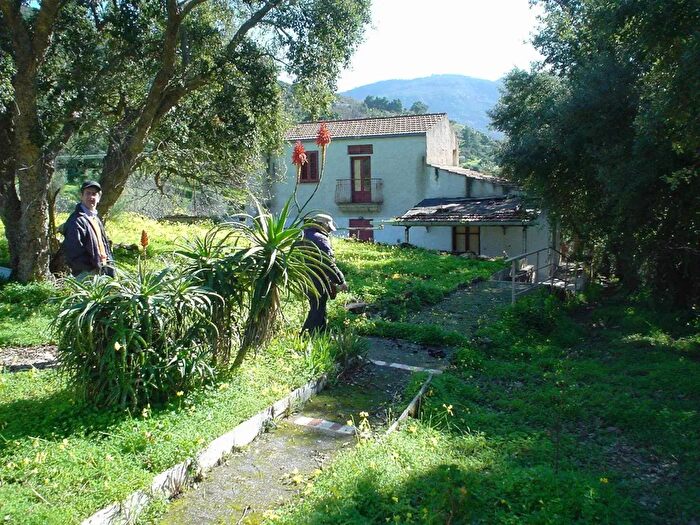 Casa con 7 locali in vendita in Cda Vatalara, Cefalu