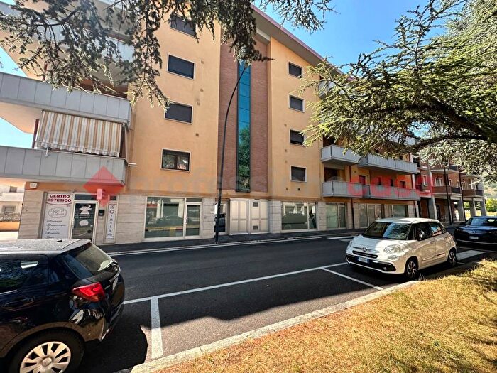 Appartamento bilocale in affitto in Via degli Eroi, Centro, Avezzano