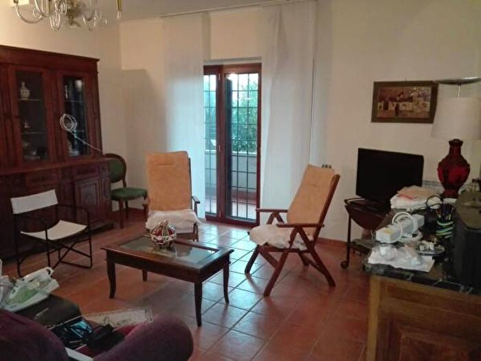 Casa con 6 locali in vendita in Roma