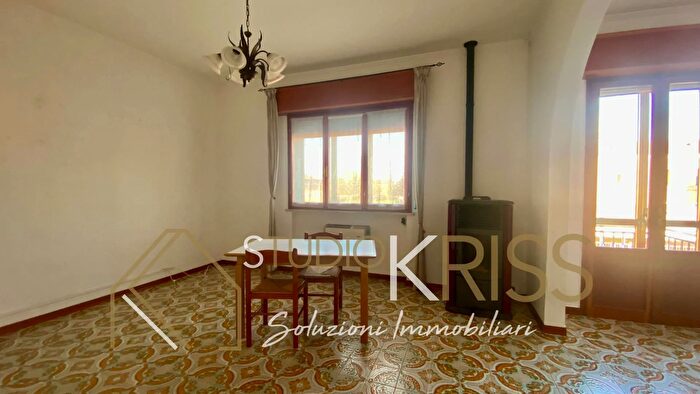 Appartamento con 7 locali in vendita in Via Ludovico Ariosto, Masi Torello